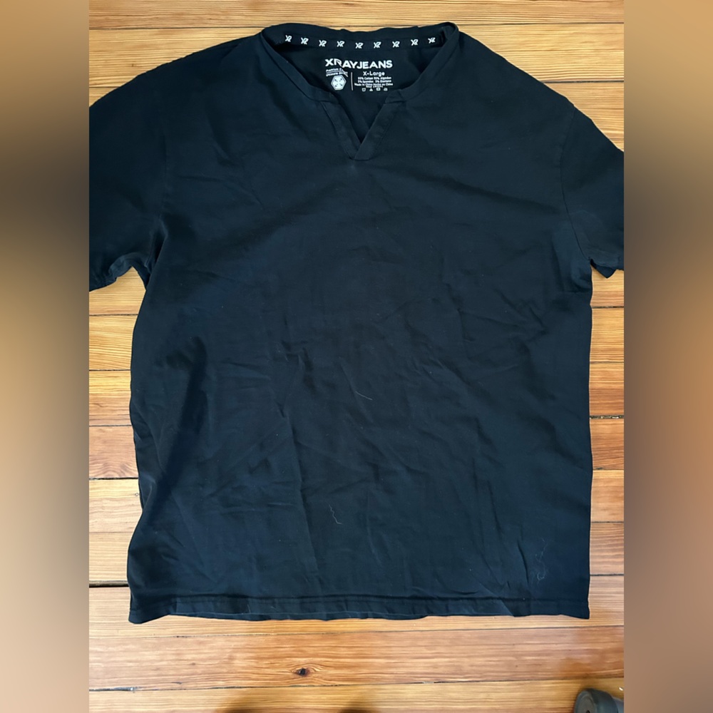 Xray Jeans Men's Black V-Neck Tee